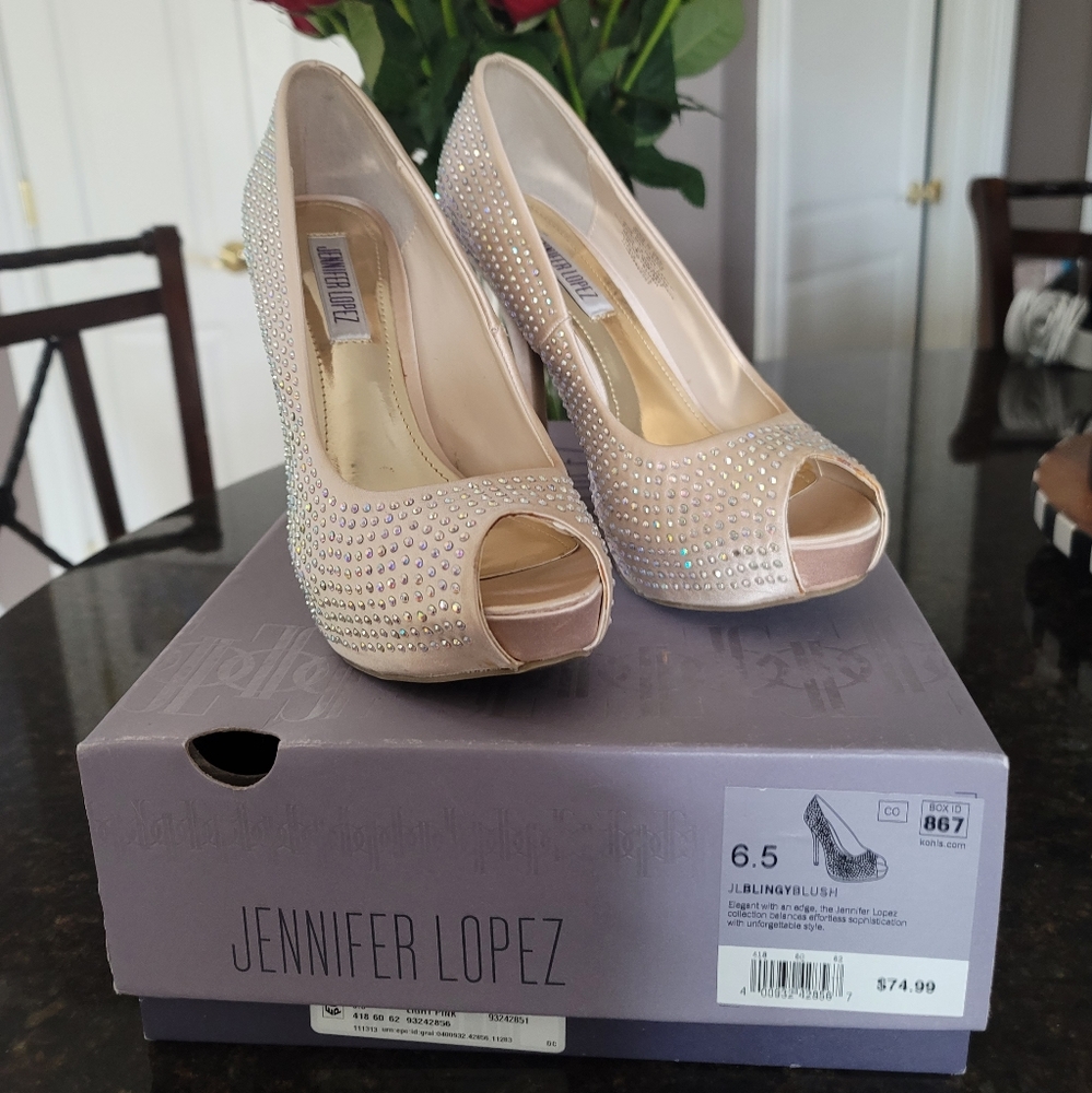 JLO Blingy Blush embellished platform high heel pumps sz 6.5